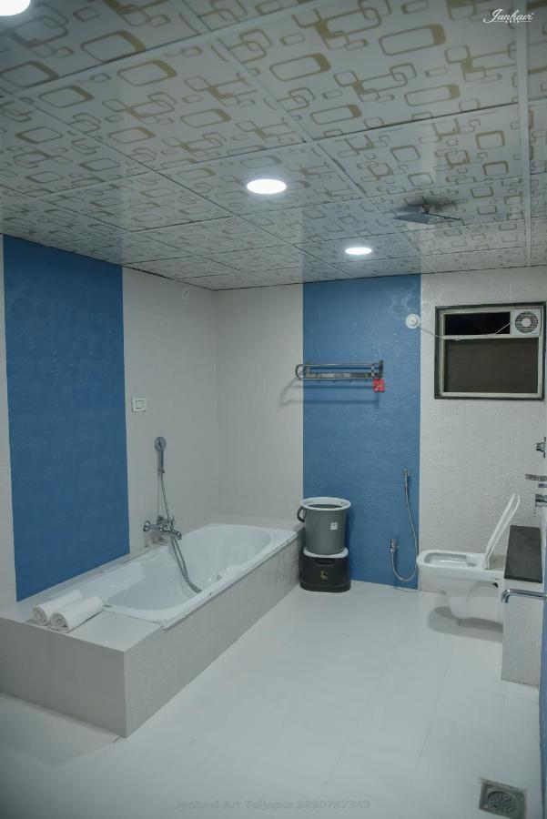 Pawan Executive Tuljapur المظهر الخارجي الصورة
