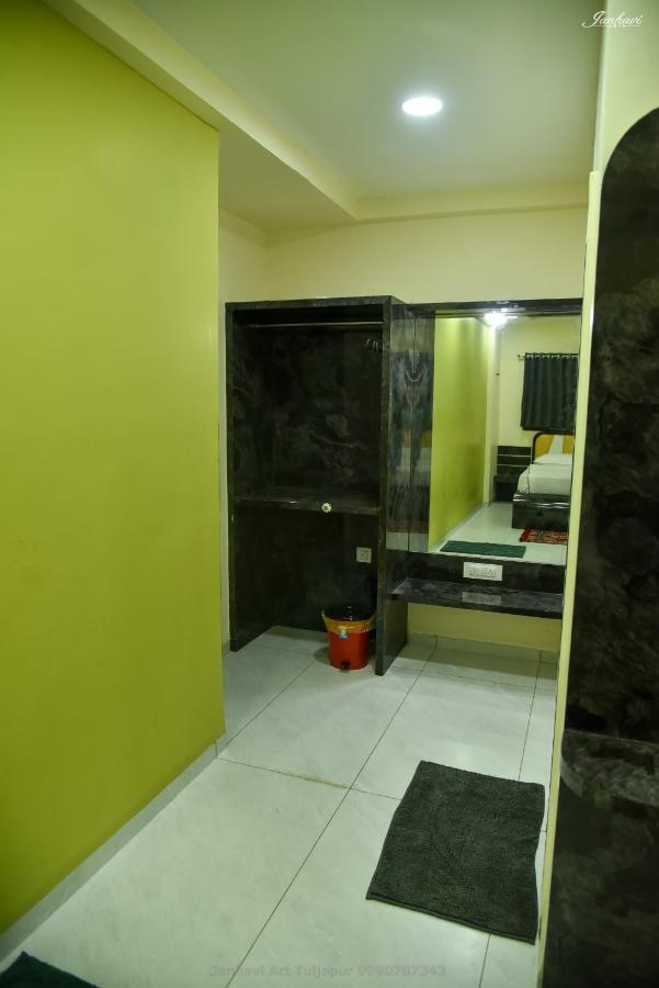 Pawan Executive Tuljapur المظهر الخارجي الصورة