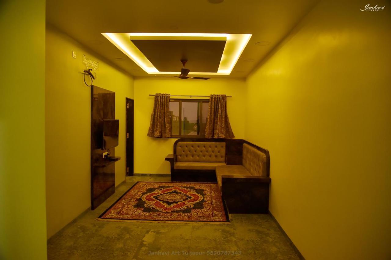 Pawan Executive Tuljapur المظهر الخارجي الصورة