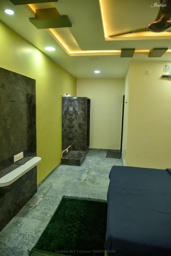 Pawan Executive Tuljapur المظهر الخارجي الصورة